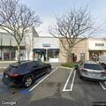 Person choking at restaurant in Manhasset mall