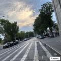 Police search for suspects at Bronx train station
