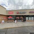 Customer threatens delivery driver with razor