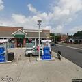 Vehicle stopped facing wrong way on Ashford Avenue