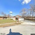 Female feeling faint near Menard Ave in Oak Lawn