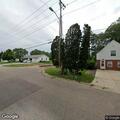Aggressive loose dog reported on South Walnut Street