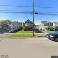 Person with throat swelling near Willis Avenue