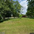 Female fell and injured hand at city park in Kiel