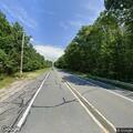 Report of box truck driving erratically on Route 101