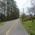 Tree blocks both lanes on North Duke Street