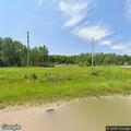 Stopped vehicle blocking northbound lane