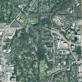 77-year-old man falls, injures shoulder in Sandy Springs