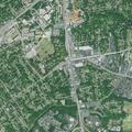 Third-party report of suspicious person at apartments