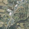 Vehicle nearly crashes at Tom Austin Highway corner