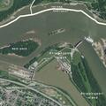 Man threatens to jump off bridge near Ohio River