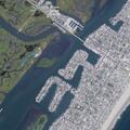 Person injured with right knee at Stone Harbor beach