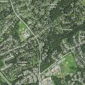 Elderly man falls and injures knee in Bel Air