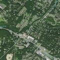 Dispute involving vehicle at apartment complex