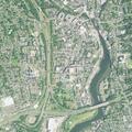 Child seat reported on shoulder near bridge