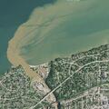 Person threatens to jump into cold water at lakefront