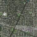 Suspicious vehicle without license plate reported