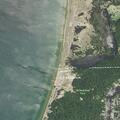 Boat leaves scene after crash near Oval Beach