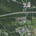 Cracked windshield reported at Lakeport Road