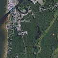 Child falls and injures arm at Lake Shore Road