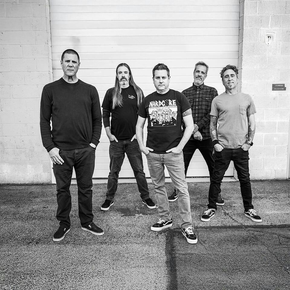 PULLEY LIVE IN KONA! | NewsBreak