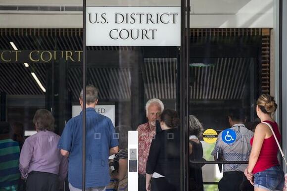 Air Force fraudster admits $37 million scam as 'Godfather' bribe ...