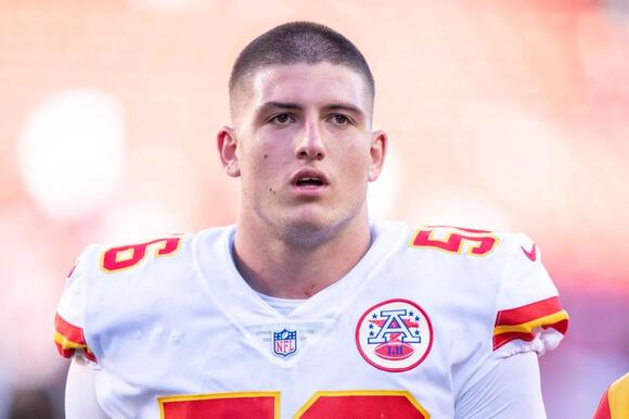 Kansas City Chiefs DE George Karlaftis Ties The Knot With High School ...
