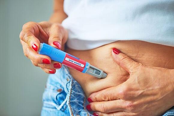 Doctor warns of 'eye stroke' risk linked to GLP-1 weight loss drugs ...