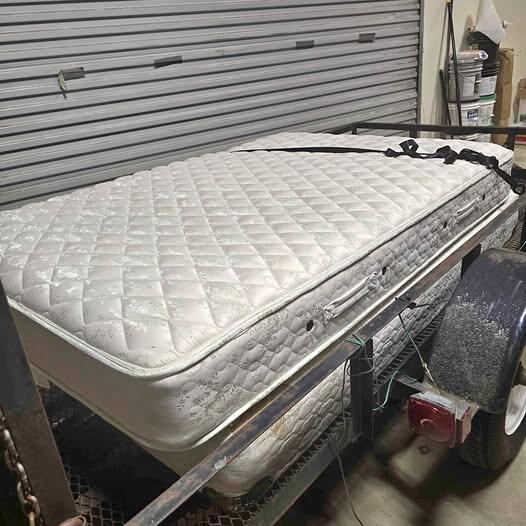 🎁 Freebies Up for Grabs in Flowery Branch Right Now - NewsBreak