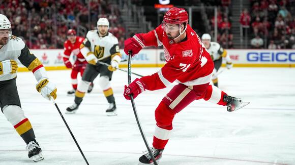 Ranking Best NHL Trade Destinations for Dylan Larkin From His Updated 10-Team List