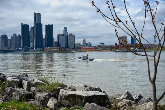 The US City Where You Head South to Reach Canada - NewsBreak