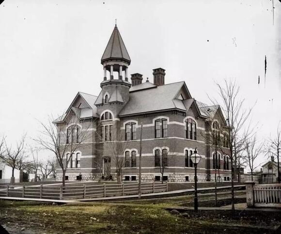 Michigan’s Historic Log Jam Nearly Sank The Furniture Industry - NewsBreak