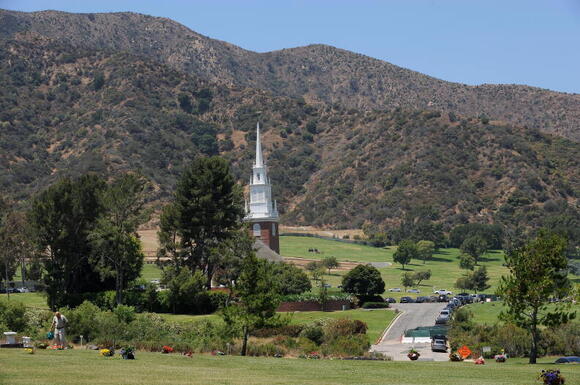 Will Forest Lawn Drive go down to 3 lanes? A last-minute bill change ...
