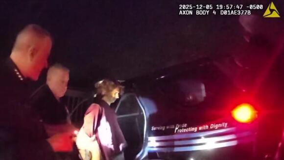 Police arrest man for legally wearing body armor at Florida parade ...