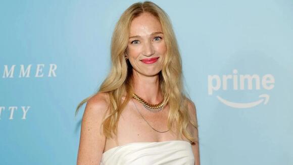 Who is Lucinda in The Summer I Turned Pretty? Details from the Prime ...