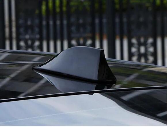 Why Modern Cars Have a “Shark Fin” on the Roof — And What It Actually ...
