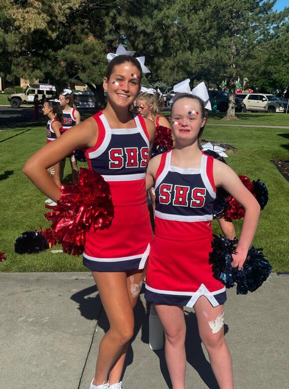 Springville High School cheer team shines at Art City Day parade