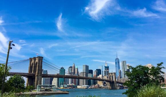 28 Famous Bridges Where Crowds Build By Midday - NewsBreak