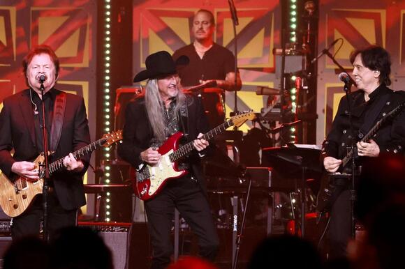 The Doobie Brothers Plotting 2027 Shows - NewsBreak