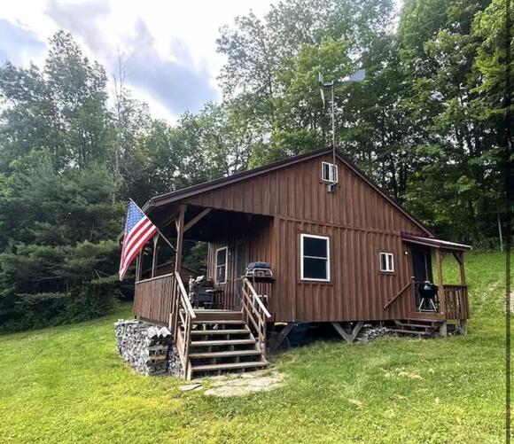 Picture of Off-Grid Paradise For Sale in New York State [PHOTOS] - NewsBreak