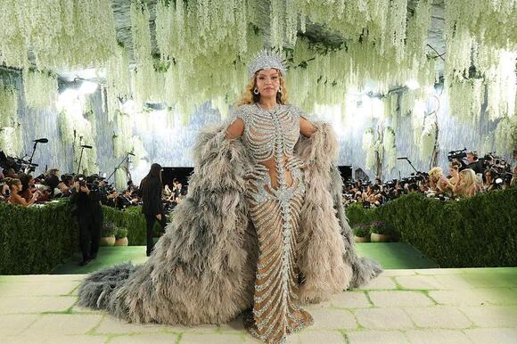 Beyoncé's Met Gala Look Was Rooted in Her Black, Creole Heritage and ...