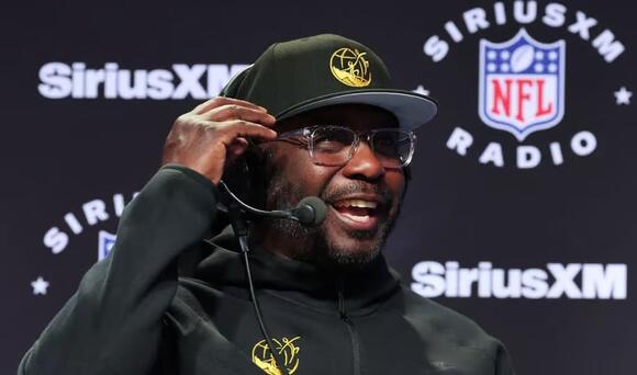 NFL legend Marshall Faulk reveals he has been living with Parkinson's disease