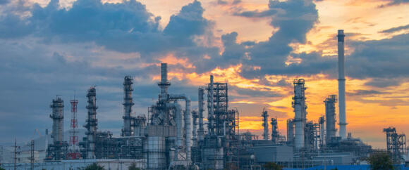 Trump Administration Pushes Refiners to Boost Diesel Output as Prices Soar