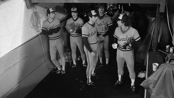 Brewers’ 2026 Squad Compared to Only Other Pennant Winner in Franchise History