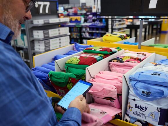Walmart rolls out AI agent shopping features while Amazon tries to curb the tech