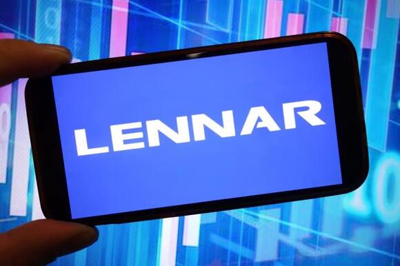 Berkshire Hathaway Is Buying Lennar While Analysts Turn More Bearish ...