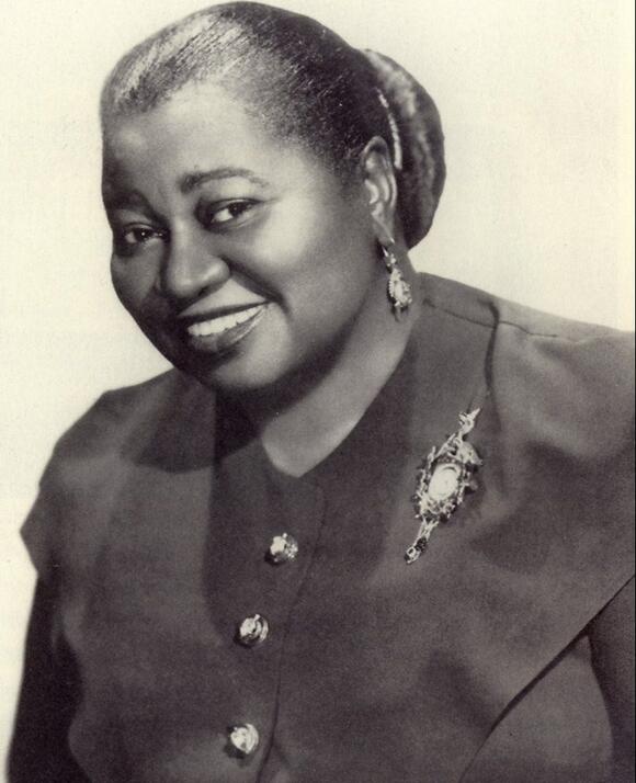 On this day in 1940, Hattie McDaniel Became 1st Black Actor to Win ...