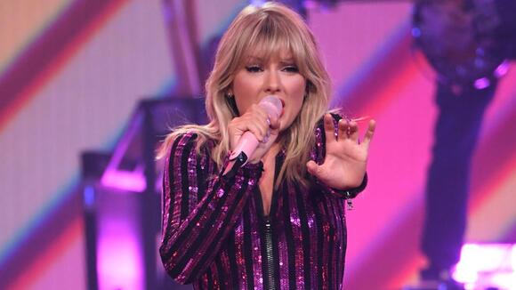 Taylor Swift Stuns in Ralph Lauren in Engagement Photos with Travis Kelce -  NewsBreak