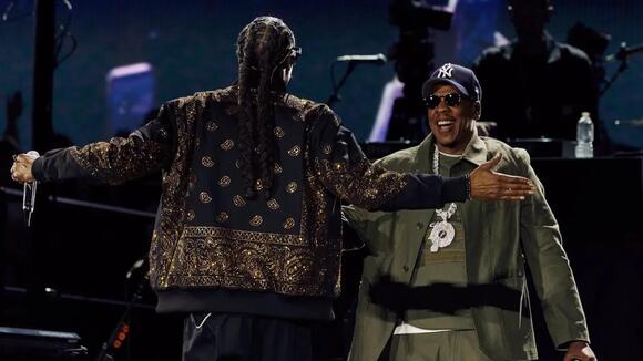 JAY-Z Brings Out Dr. Dre, Snoop Dogg, and Too $hort at Final JAŸ-Z30 Show