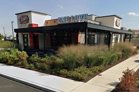 Raising Cane's applies for Red Lobster spot in East Brunswick, NJ ...